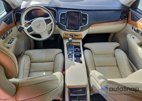 2017 Volvo Xc90 T6 z USA, uszkodzony, nr VIN YV4A22PL0H1133886